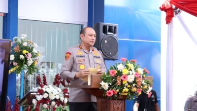 Tingkatkan Profesionalitas Dan Perkuat Soliditas, Kapolda Kalbar Beri Arahan Kepada Personel Polres Landak dan polres Sanggau