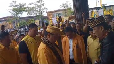 Ketum Partai Golkar Hadiri Konsolidasi di Pontianak,Siap Menangkan Prabowo – Gibran 