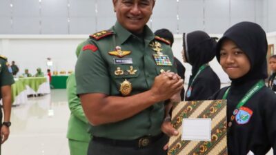Raih Juara Umum 2 Kategori Remaja, Pangdam XII/Tpr Apresiasi Kontingen Pencak Silat Piala Kasad