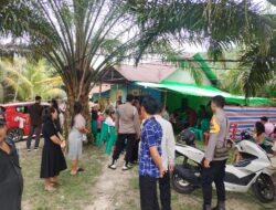 Ciptakan Rasa Aman, Personil Polsek Mandor Berikan Pengamanan Iringan Pengantin