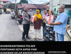 Bhabinkamtibmas Polsek Pontianak Kota Aipda Fani Gunawan Gelar Baksos, Bagikan Beras untuk Warganya.