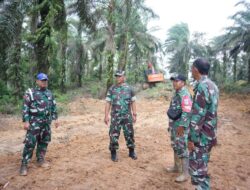 Kasdim 1204/Sanggau Tinjau Langsung Lokasi TMMD ke 124 Di Kecamatan Parindu Kabupaten Sanggau