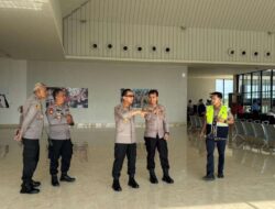 Dir Polairud Polda Kalbar Tinjau Bandara Singkawang Jelang Kunjungan Kerja Kapolri
