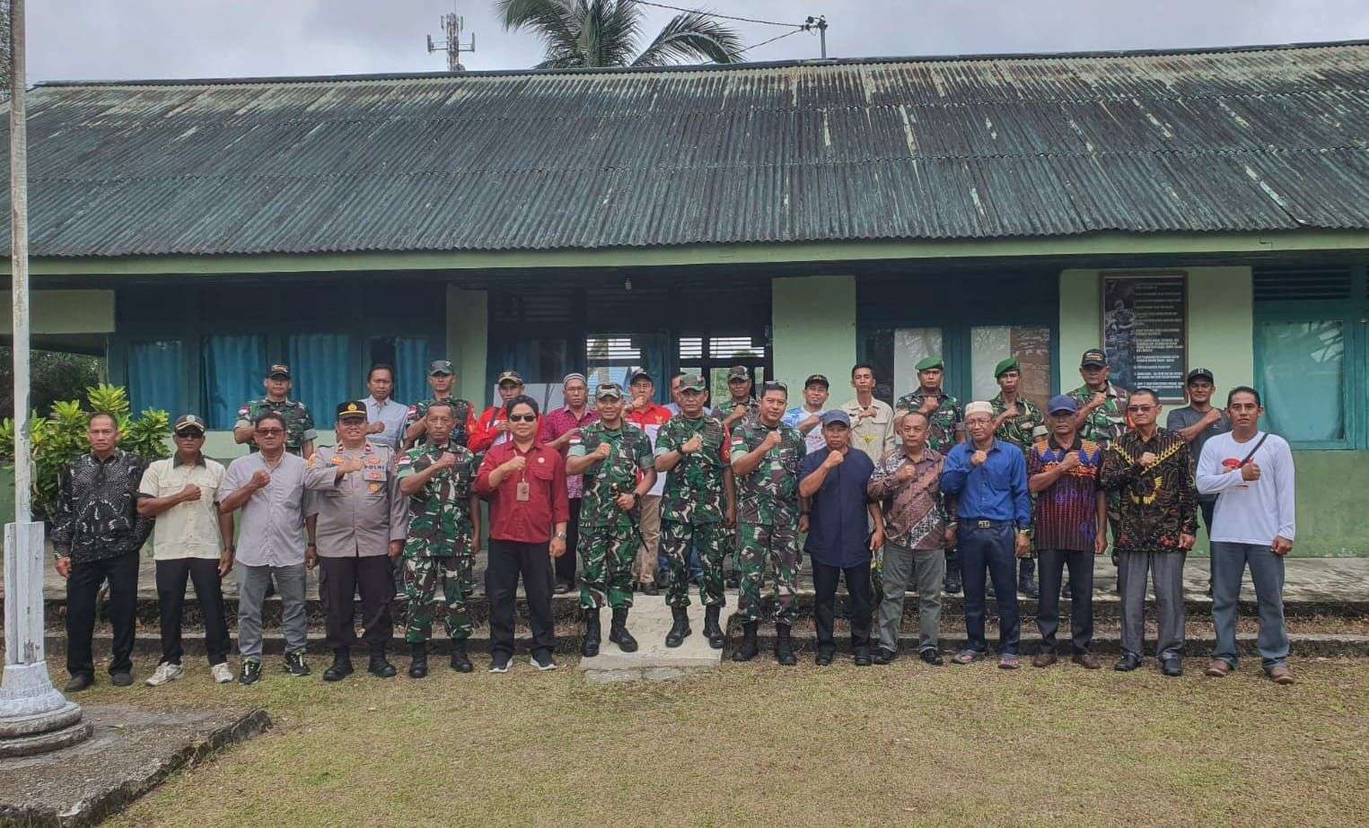 Kunjungan  Kerja Dandim 1206 