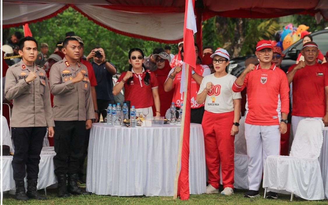Kapolres Singkawang Hadiri Senam
