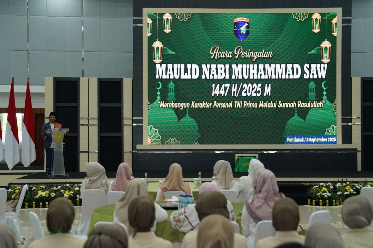 Peringati Maulid Nabi Muhammad