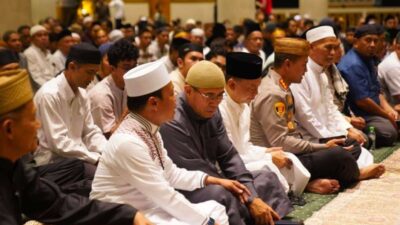 Pangdam XII/Tpr Hadiri Safari Ramadhan Bersama Ustadz Das’ad Latif di Masjid Raya Mujahidin