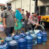 Salurkan Air Bersih di Ketapang, Wujud Kepedulian Polri terhadap Kebutuhan MasyarakBrimobat